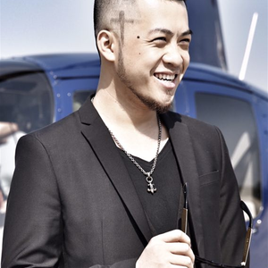 日撸夜夜撸狠狠撸
